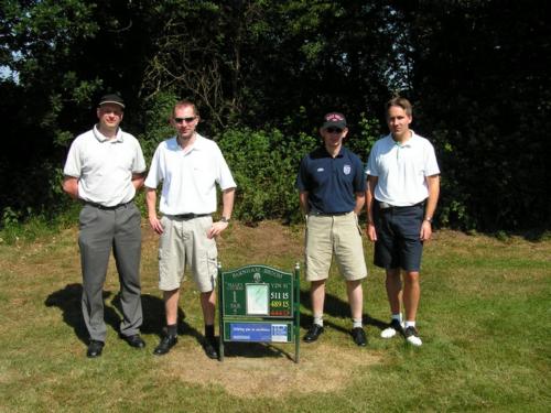 GOLF DAY - JUNE 2006 - photo 10 (pictures\PICT3962.JPG)